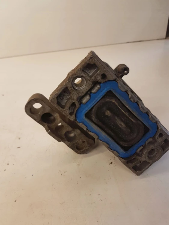 ŁAPA PODUSZKA SILNIKA AUDI VW 1K0199262BA