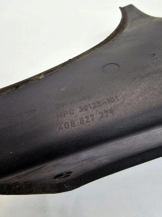 OSŁONA ZAŚLEPKA ZAWIASU LEWY TYŁ AUDI A7 4G 4G8827279