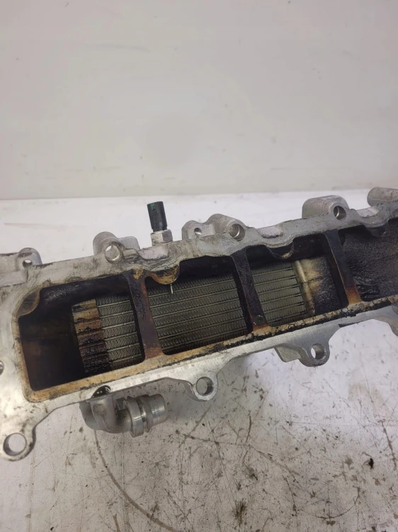 KOLEKTOR SSĄCY AUDI A4 B9 A5 2.0 TDI 04L129766AD