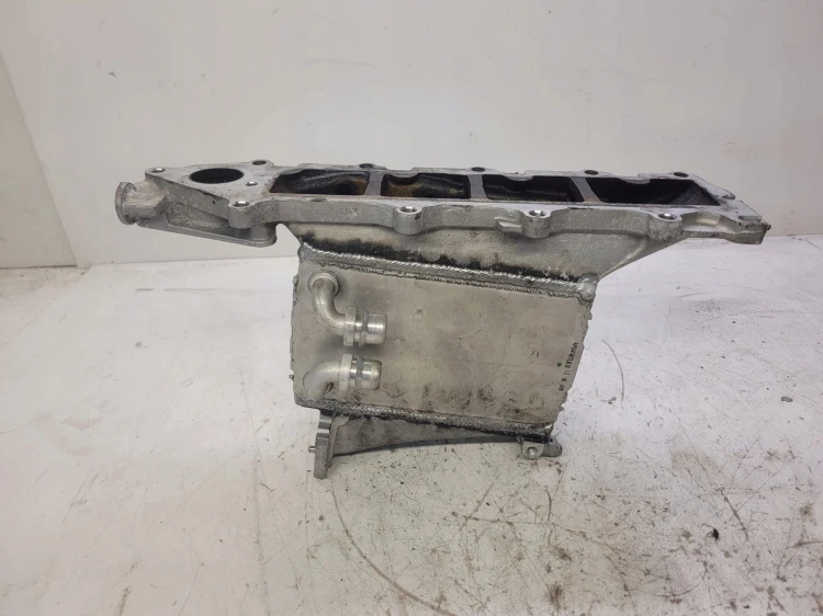 KOLEKTOR SSĄCY AUDI A4 B9 A5 2.0 TDI 04L129766AD