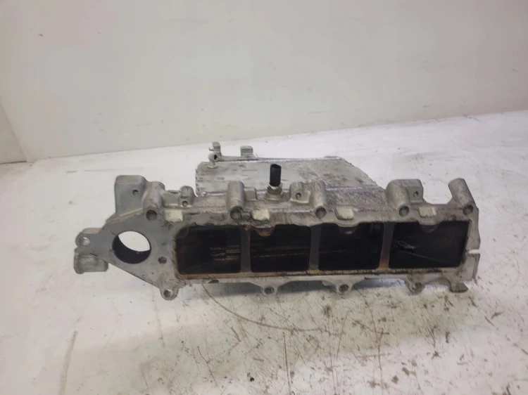 KOLEKTOR SSĄCY AUDI A4 B9 A5 2.0 TDI 04L129766AD