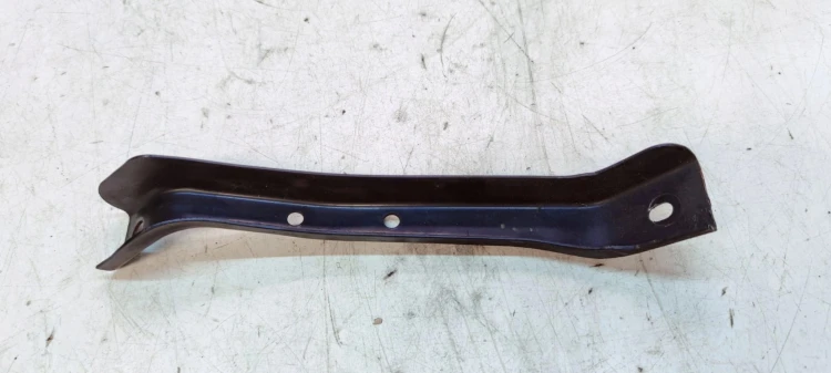 MOCOWANIE WSPORNIK PASA AUDI A6 C6 LEWY 4F0809891A