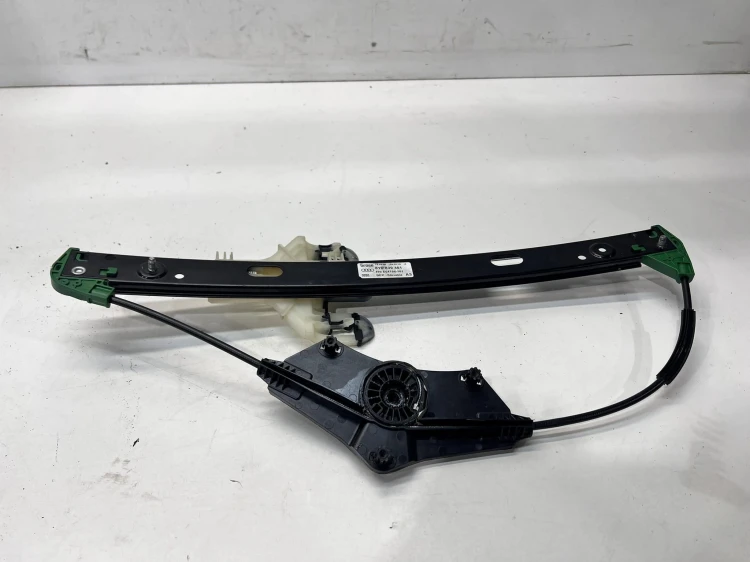 MECHANIZM PODNOSZENIA SZYBY LEWY TYŁ AUDI A3 8Y 8Y0839461