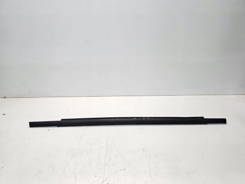 LISTWA MAT SZYBY LEWY TYŁ AUDI A3 8V 5-DRZWI 8V4839477