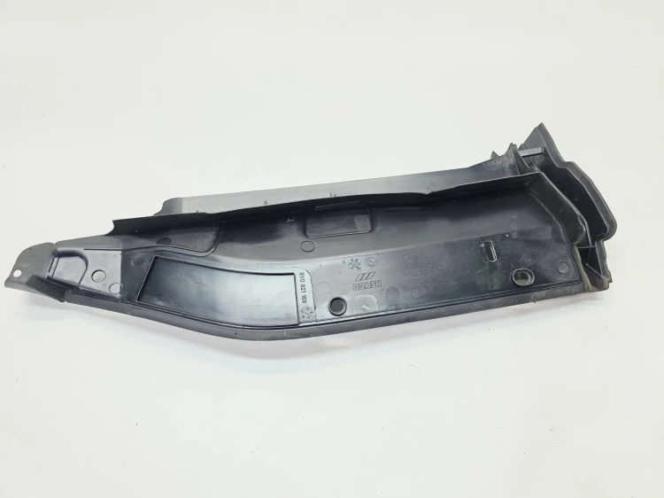 WYGŁUSZENIE BŁOTNIKA LEWE AUDI A3 8Y 8Y0821169