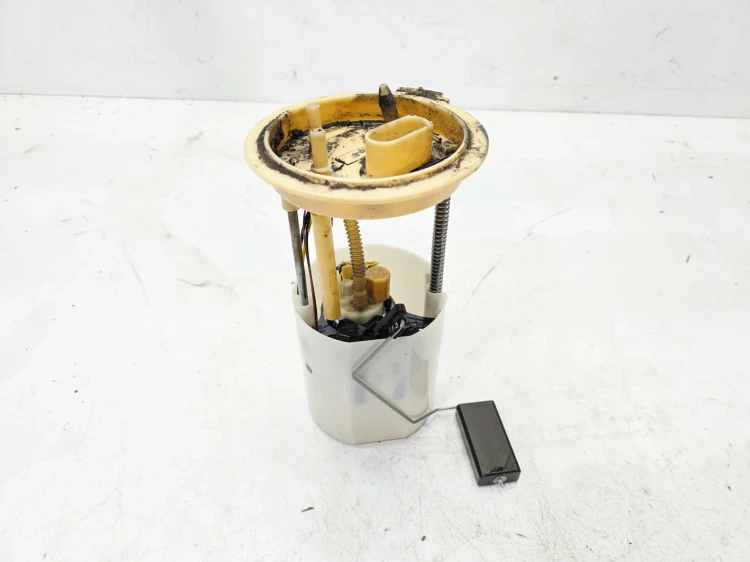 POMPA PALIWA Z BAKU AUDI VOLKSWAGEN SEAT SKODA 2.0 TDI 1K0919050AB