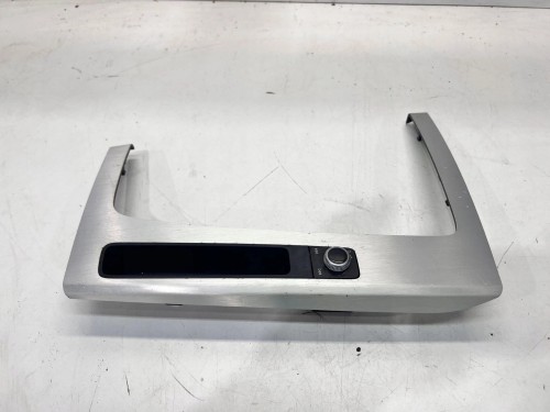 DEKOR KONSOLI TUNELU ŚRODKOWEGO AUDI Q5 FY 80A 80B863969 SZCZOT.ALUMINIUM