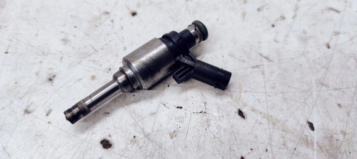 WTRYSK WTRYSKIWACZ AUDI A4 A5 2.0 TFSI 0261500162