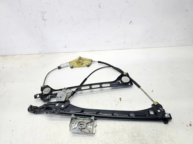 MECHANIZM SZYBY LINKI PRAWY PRZÓD AUDI TT 8J COUPE 8J0837462D