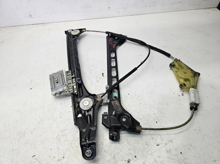MECHANIZM SZYBY LINKI PRAWY PRZÓD AUDI TT 8J COUPE 8J0837462D