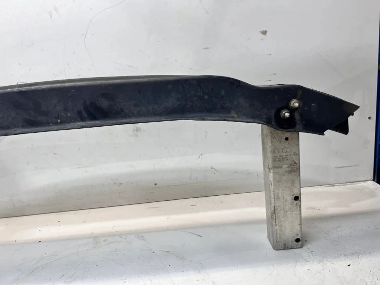 BELKA POD ZDERZAK TYŁ AUDI A4 B8 A5 8T0807313A