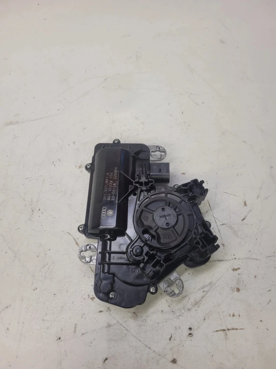 ZAMEK DOCIĄG KLAPY TYŁ AUDI A4 B9 A5 Q7 3V5827887A