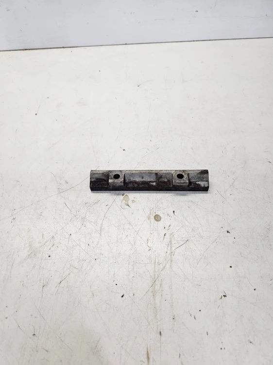 UCHWYT MOCOWANIE KOLEKTORA AUDI VW 2.0 TFSI 06F253709A