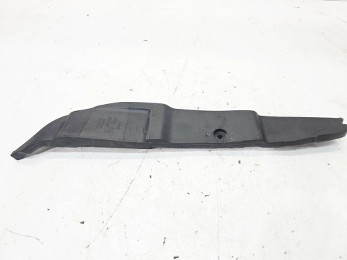 WYGŁUSZENIE BŁOTNIKA LEWE ELEMENT ZAMYKAJĄCY AUDI A3 8Y 8Y0864235
