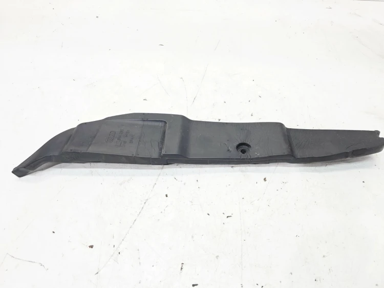 WYGŁUSZENIE BŁOTNIKA LEWE ELEMENT ZAMYKAJĄCY AUDI A3 8Y 8Y0864235
