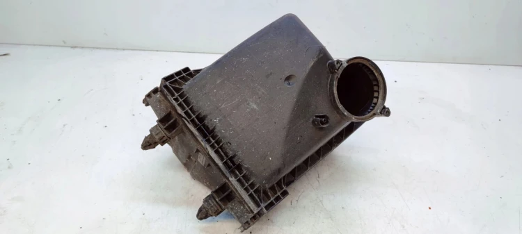 OBUDOWA FILTRA POWIETRZA AUDI A4 B6 B7 2.5 TDI 059133835A