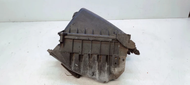 OBUDOWA FILTRA POWIETRZA AUDI A4 B6 B7 2.5 TDI 059133835A