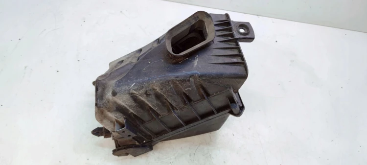 OBUDOWA FILTRA POWIETRZA AUDI A4 B6 B7 2.5 TDI 059133835A