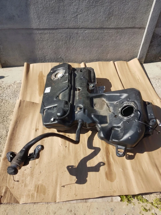 BAK ZBIORNIK PALIWA AUDI A6 C7 3.0 TDI 4G0201021AG