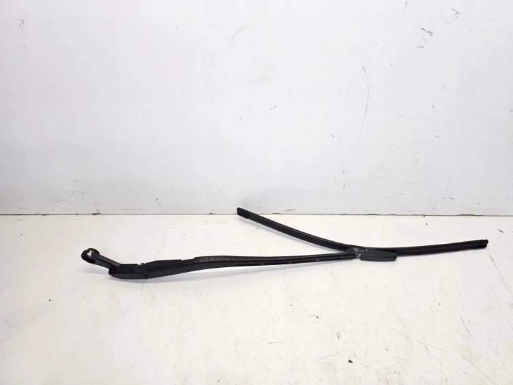 RAMIĘ WYCIERACZKI PRAWE AUDI A4 B6 B7 8E1955408C