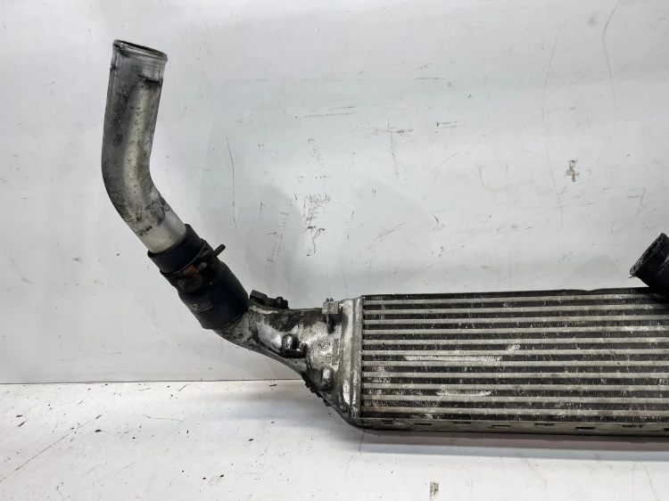 CHŁODNICA POWIETRZA INTERCOOLER POD A4 B7 3.0 TDI 4G0145805J