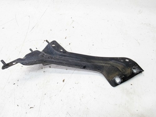 WSPORNIK MOCOWANIE BŁOTNIKA LEWY PRZÓD AUDI Q5 8R 8R0821135