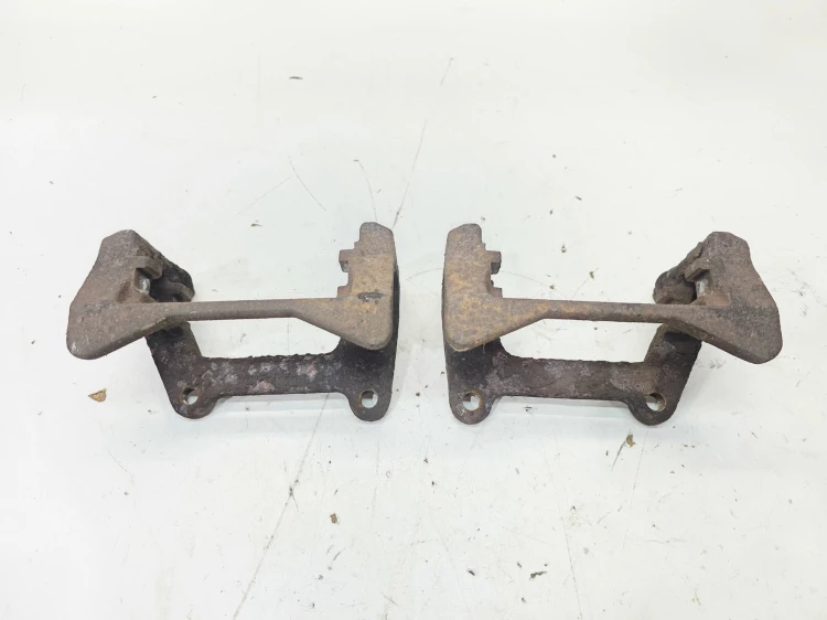 JARZMO JARZMA ZACISKU TYŁ KOMPLET POD TARCZĘ 330MM AUDI A6 C7 A7