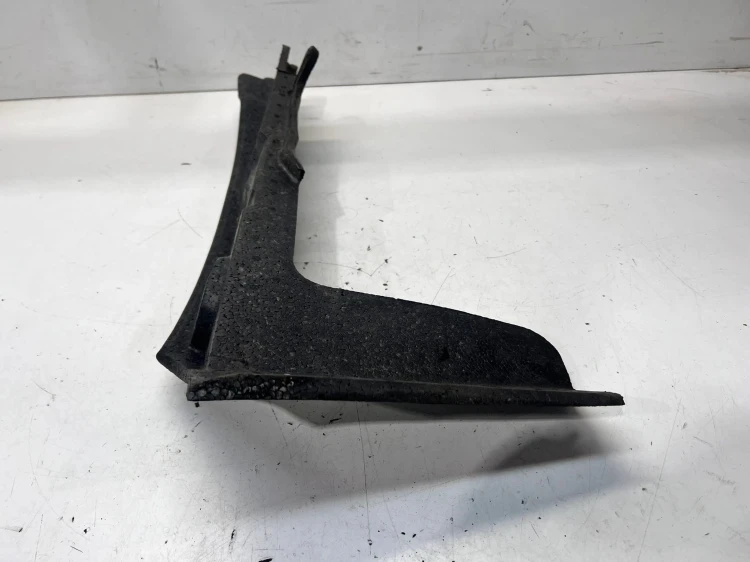 WYGŁUSZENIE BŁOTNIKA PRAWE AUDI A6 C6 4F0821112A