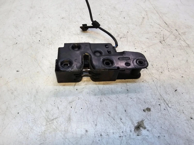 ZAMEK MASKI RYGIEL AUDI A4 B8 A5 Q5 8K0823509D