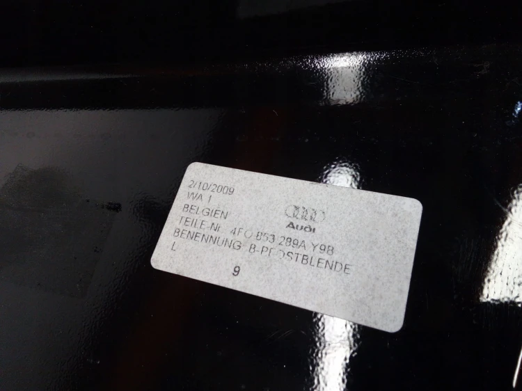 NAKŁADKA OSŁONA SŁUPKA LEWA AUDI A6 C6 4F0853289A
