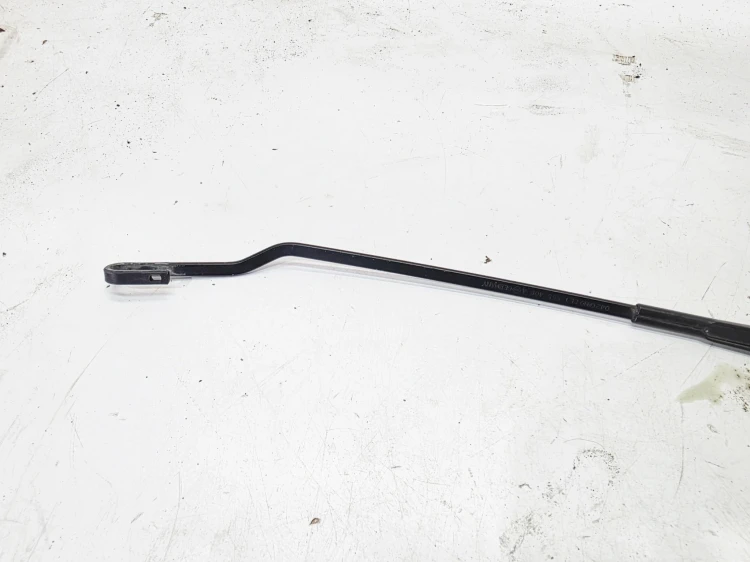 RAMIĘ WYCIERACZKI PRAWY PRZÓD AUDI A3 8L 8L1955408A