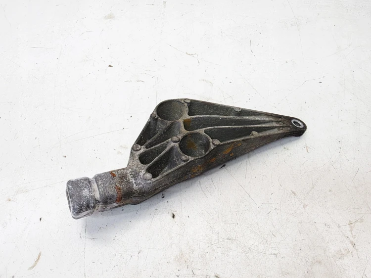 PODUSZKA ŁAPA SILNIKA AUDI A6 C6 2.0 TFSI 4F0199343N