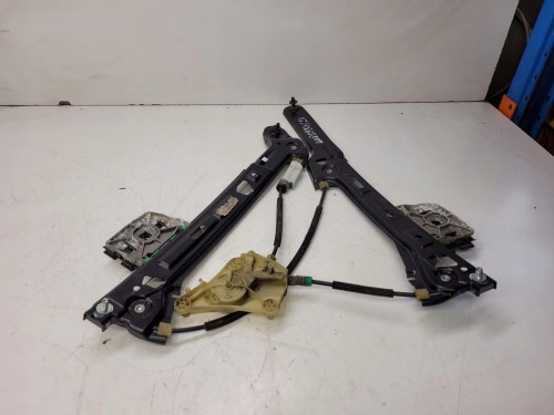 MECHANIZM SZYBY PRAWY TYŁ AUDI A7 4G8839462A