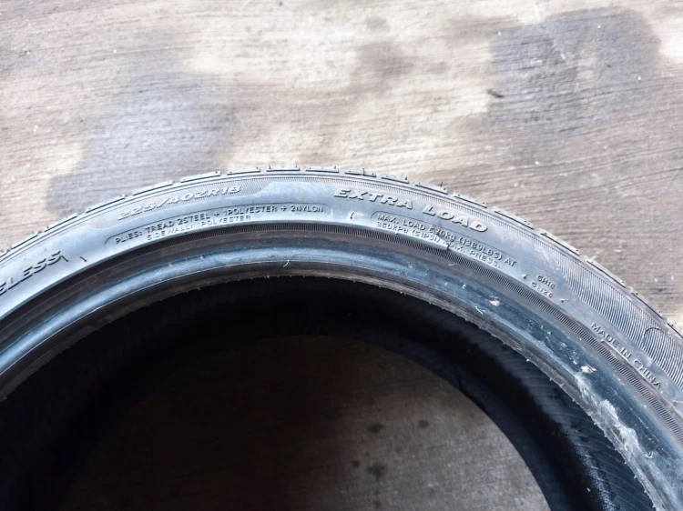 OPONA LATO KINGBOSS K118 225/40R18 92W 01/23 7MM