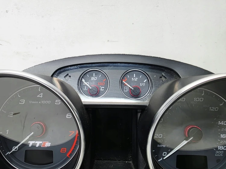 LICZNIK ZEGARY WYŚWIETLACZ AUDI TT TTS 8J 2.0 TFSI 8J0920980A