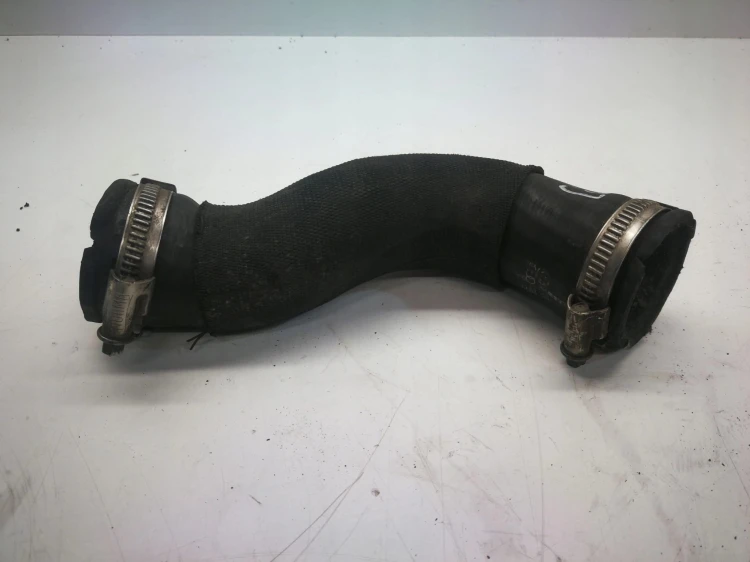 RURA WĄŻ INTERCOOLERA AUDI A6 C6 4F0145709J