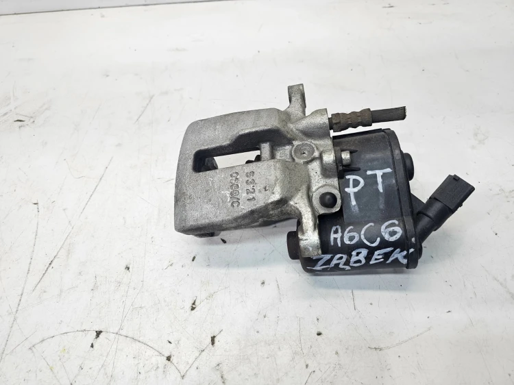 ZACISK HAMULCOWY ELEKTRYCZNY PRAWY TYŁ AUDI A6 C6 ZĄBEK