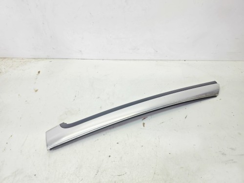 LISTWA CHROM SZYBY CZOŁOWEJ PRAWA AUDI A5 8F CABRIO 8F0853266A