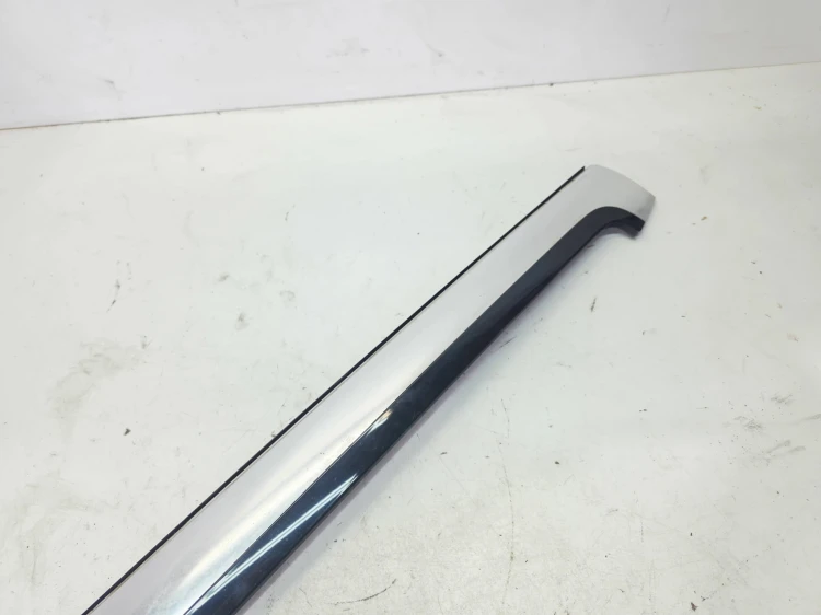 LISTWA CHROM SZYBY CZOŁOWEJ PRAWA AUDI A5 8F CABRIO 8F0853266A