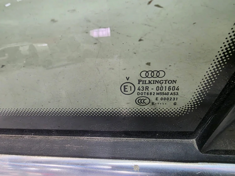 SZYBA KAROSERYJNA PRAWA PRAWY TYŁ AUDI Q7 4l 4L0845300 2006 ROK
