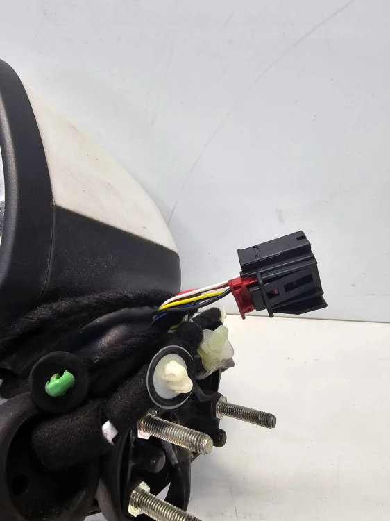 LUSTERKO ZEWNĘTRZNE LEWE AUDI A1 8X4 6-PIN UK LB9A