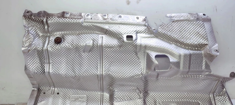 OSŁONA TERMICZNA TUNELU AUDI A6 C8 A7 4K0804160E