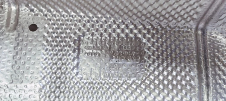OSŁONA TERMICZNA TUNELU AUDI A6 C8 A7 4K0804160E