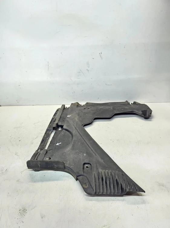 OSŁONA PODWOZIA TYŁ AUDI A4 B9 8W0825216E