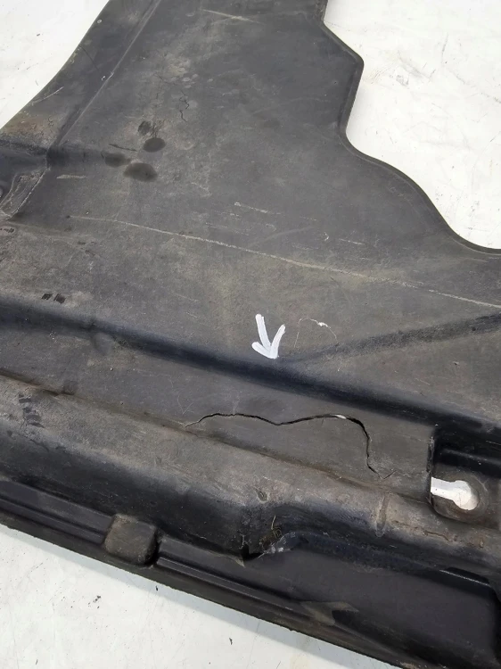 OSŁONA PODWOZIA TYŁ AUDI A4 B9 8W0825216E