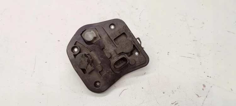 WKŁAD LAMPY PRAWY TYŁ BŁOTNIK AUDI A4 B8 166964