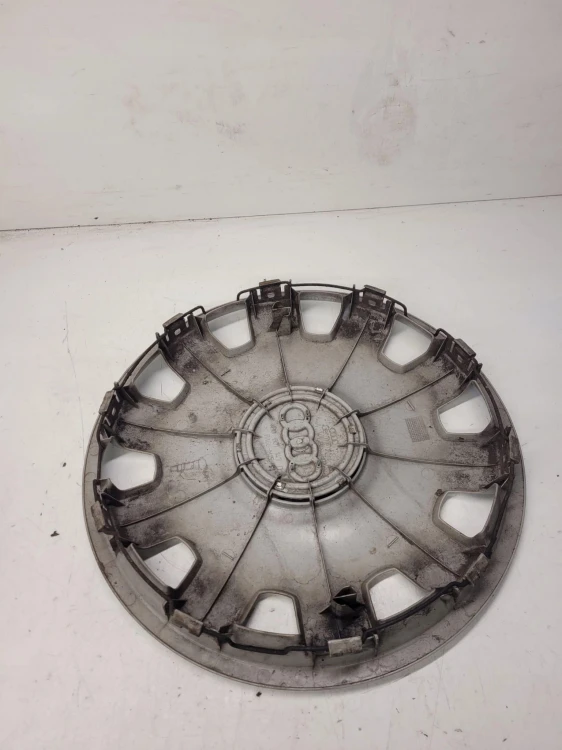 KOŁPAK KOLPAKI ORYGINALNE AUDI A3 A4 A6 4B0601147D