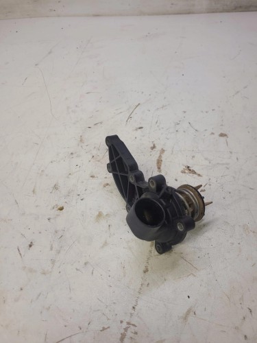 OBUDOWA TERMOSTATU AUDI S4 S5 A6 3.0 T 06E121111AL