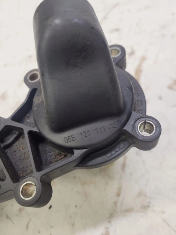 OBUDOWA TERMOSTATU AUDI S4 S5 A6 3.0 T 06E121111AL
