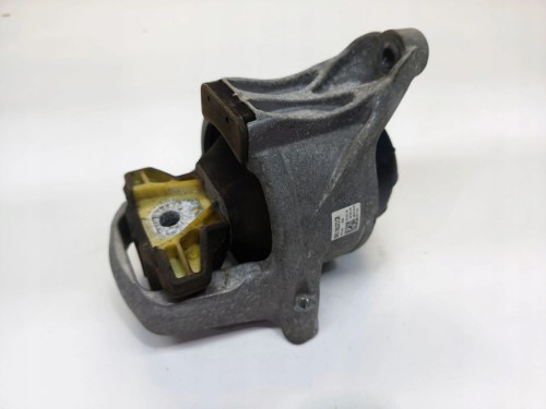 ŁAPA WSPORNIK PODUSZKA SILNIKA PRAWA AUDI A4 B9 A5 8W 2.0 TFSI 8W0199372CR